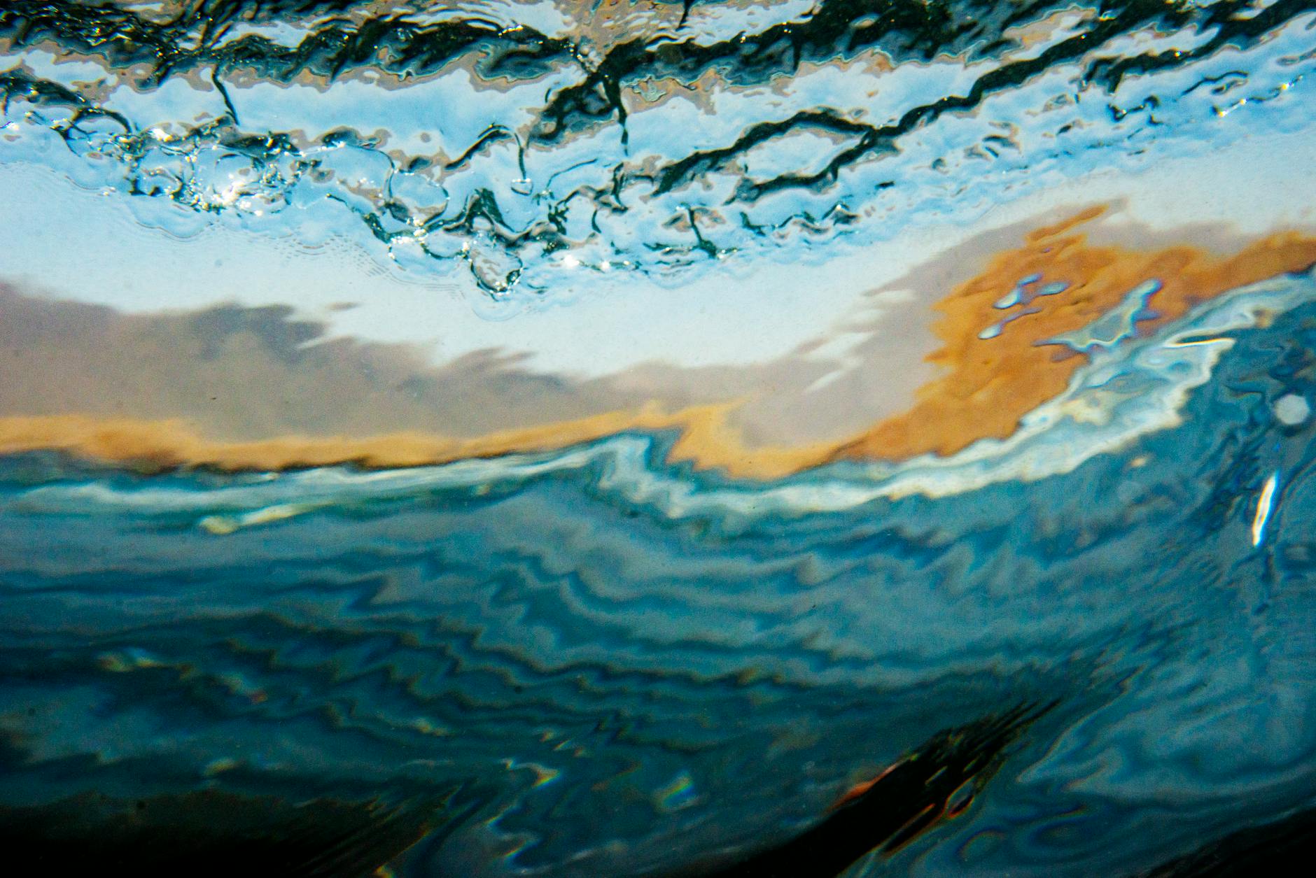 How Hardware and Trim Quality Reveals Streetwear Authenticity