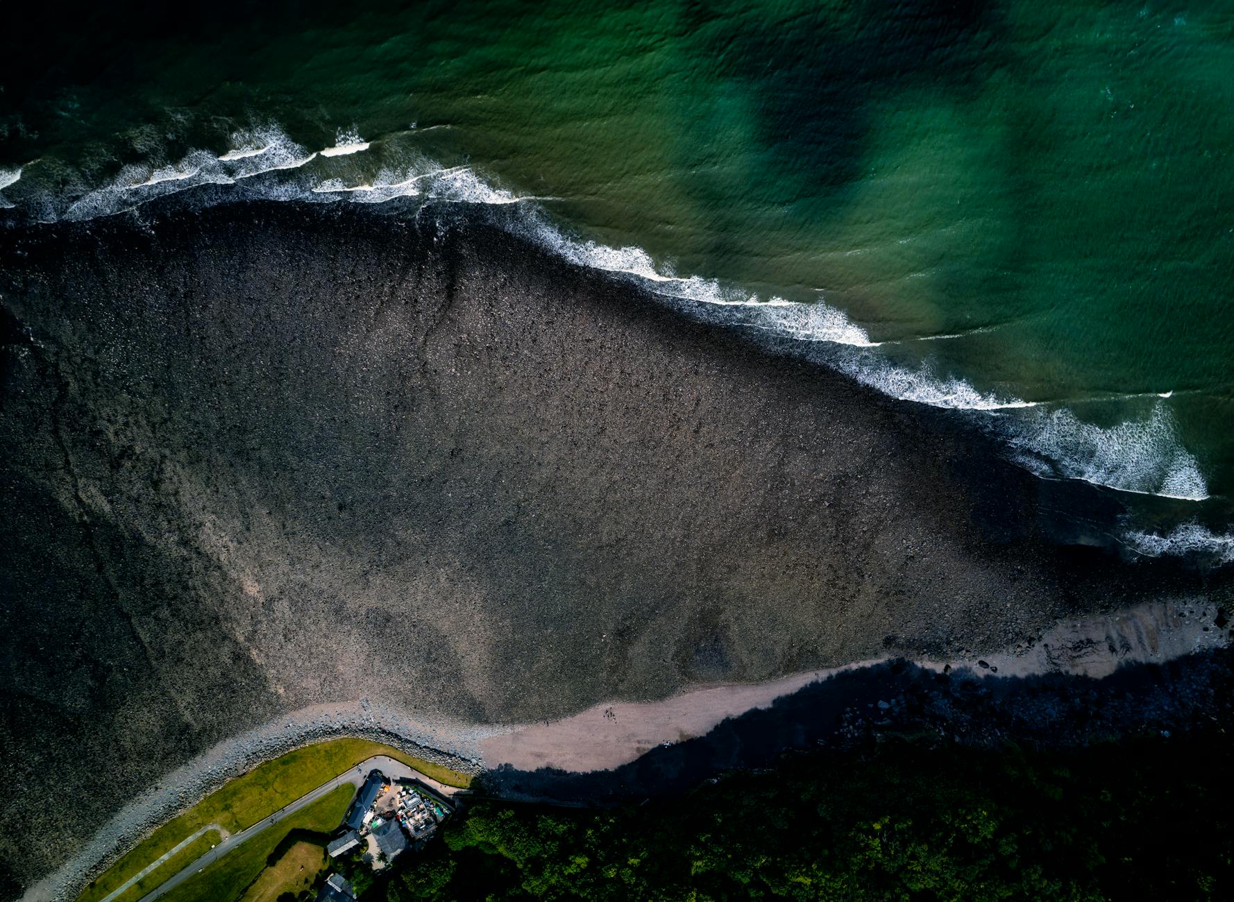 How Quality Over Quantity Reshapes Your Wardrobe