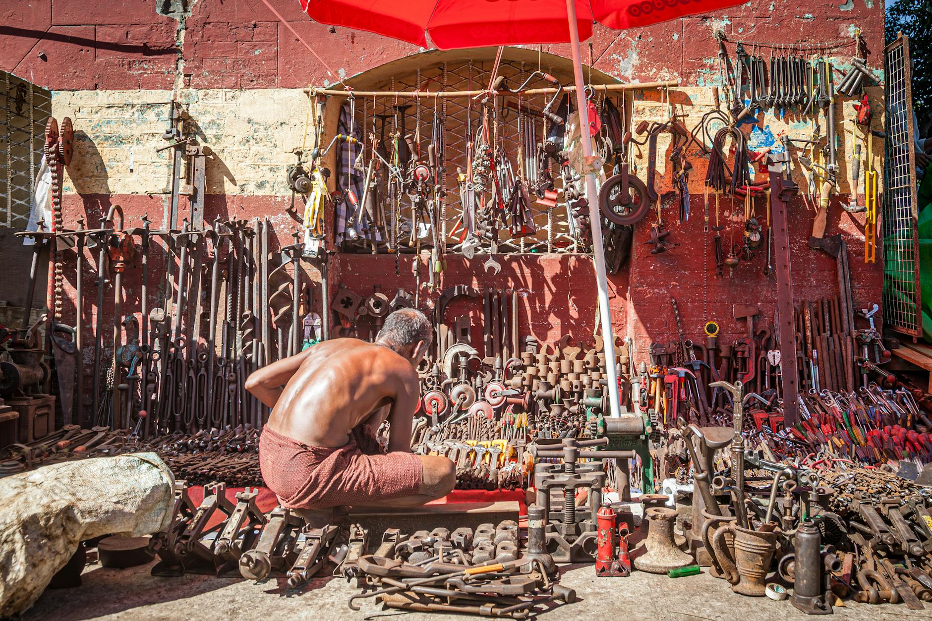 Resale Value Considerations: Styling Investment Pieces