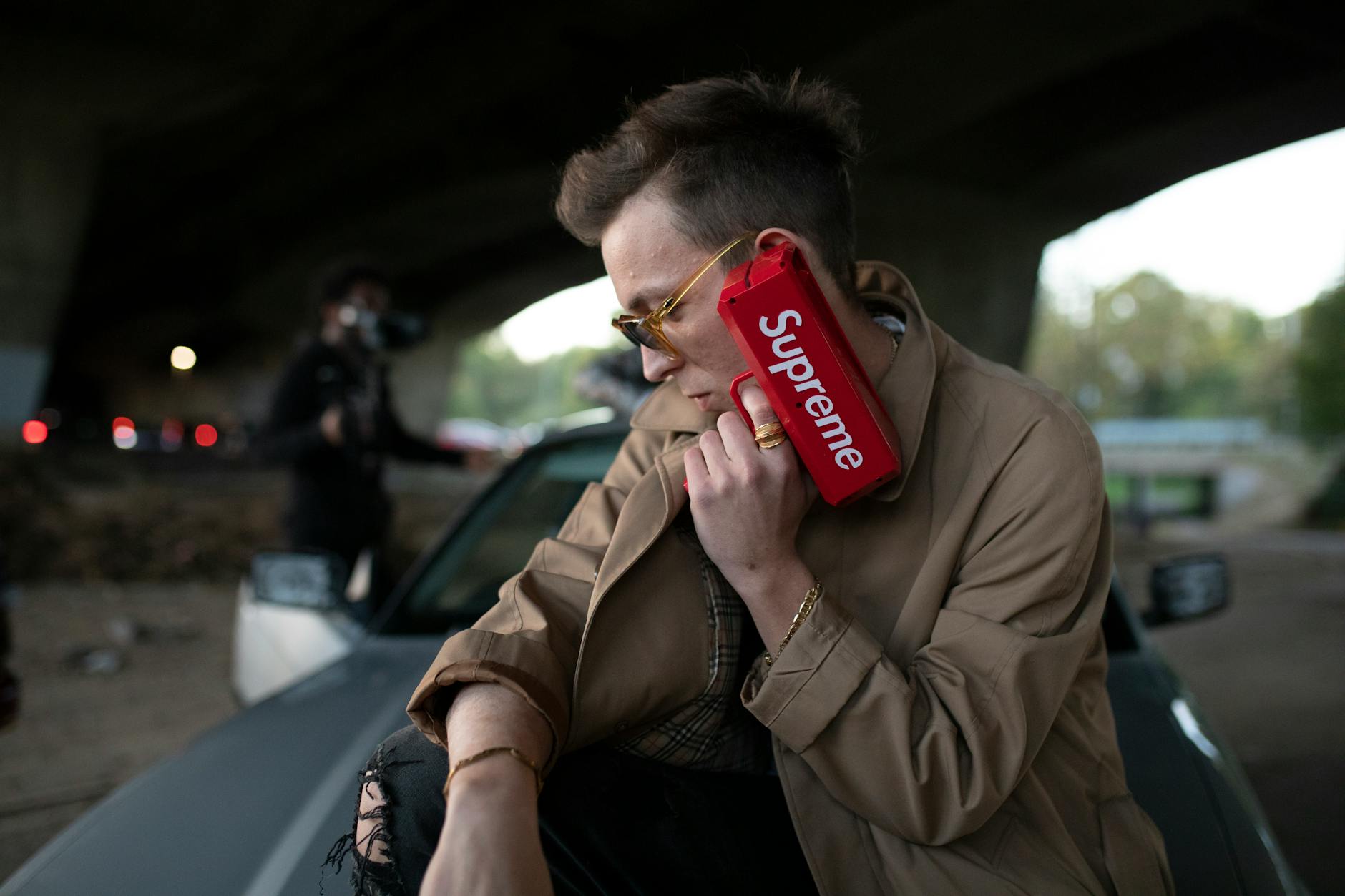 What Makes a Supreme Outfit Actually Work Instead of Looking Try-Hard?