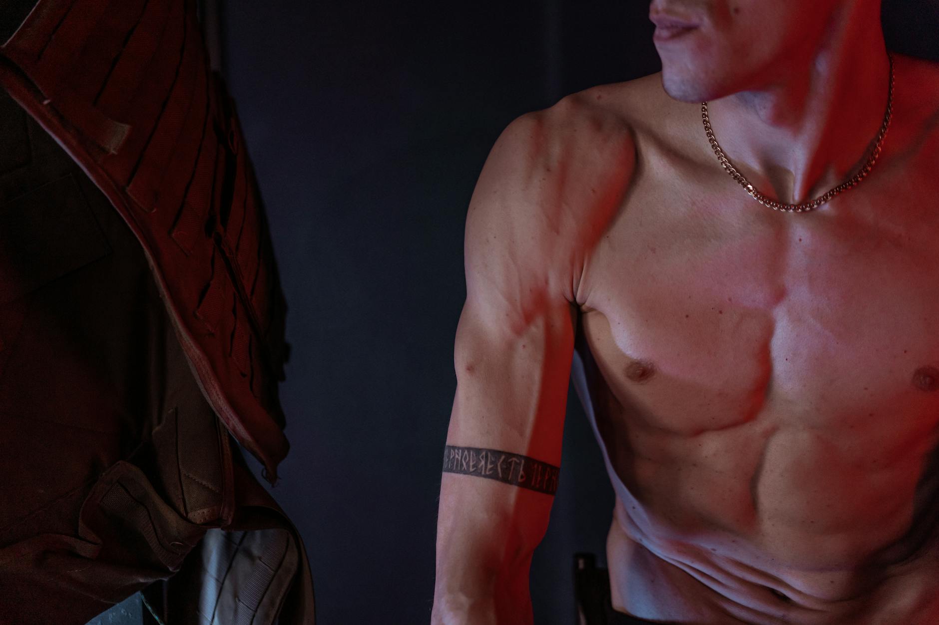 Fit and Care Mistakes That Ruin the Look Before You Leave the House