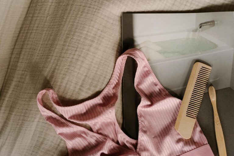 How to Style Essentials Like a Pro - Featured image