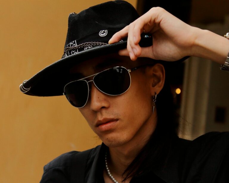 How to Style Chrome Hearts Like a Pro - Featured image