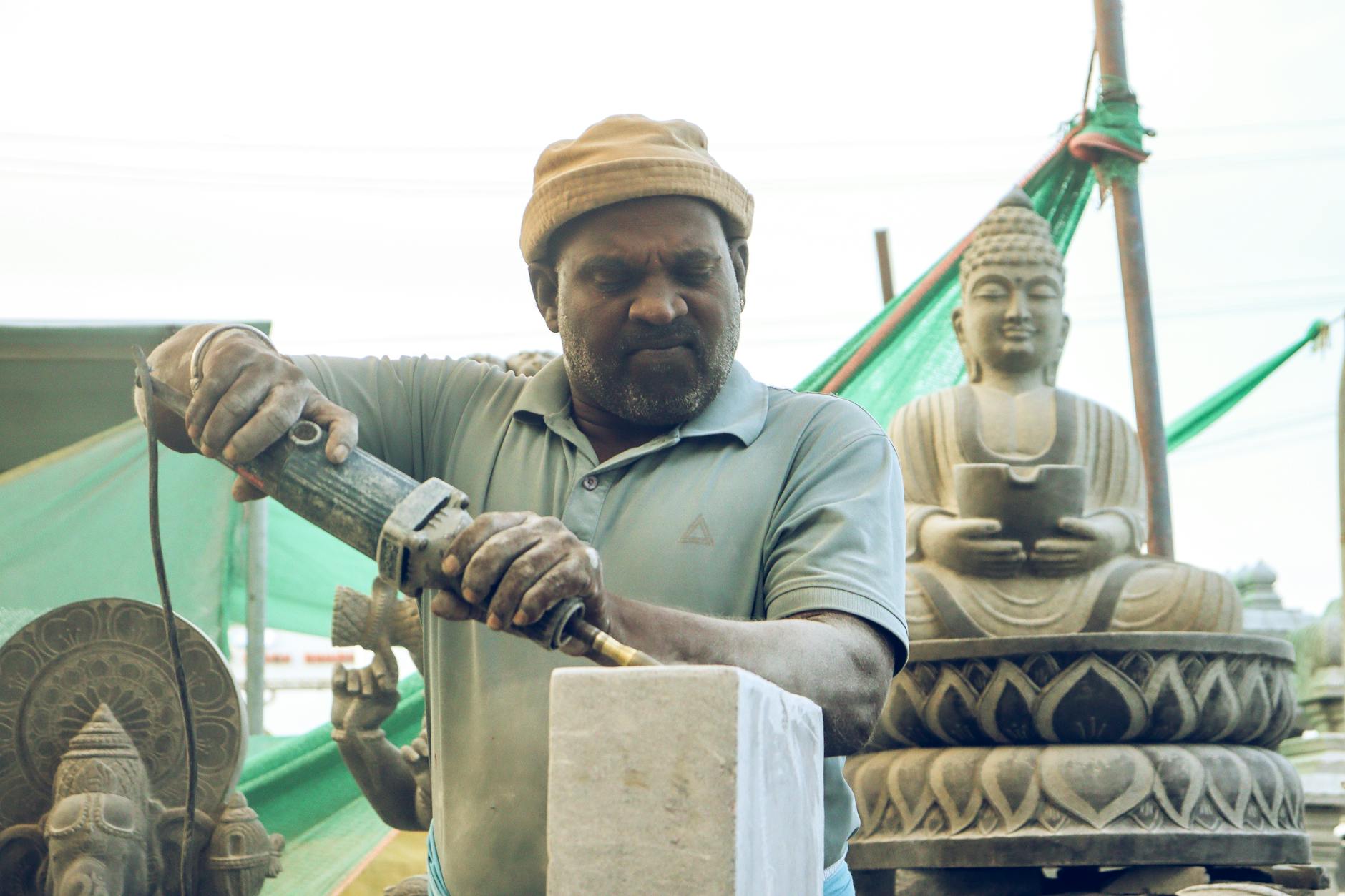 What Makes Stone Island Drops Different from Standard Fashion Releases