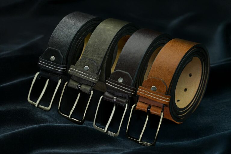 How to Style Belts the Right Way - Featured image