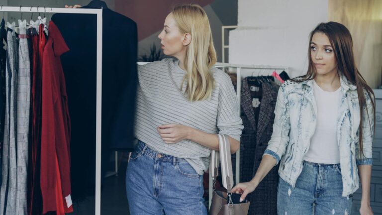 The Bomber Jackets Mistakes You're Making - Featured image