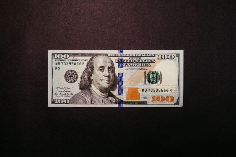 Central Banks Hold Key to Gold Breakout Beyond $4,000 Resistance - Featured image