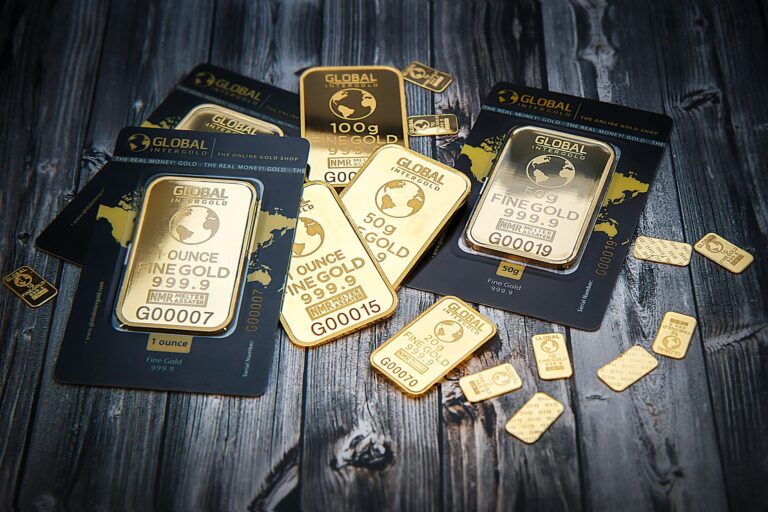 Gold Price vs Fundamentals: Why Market Sentiment Drives Short-Term Swings - Featured image