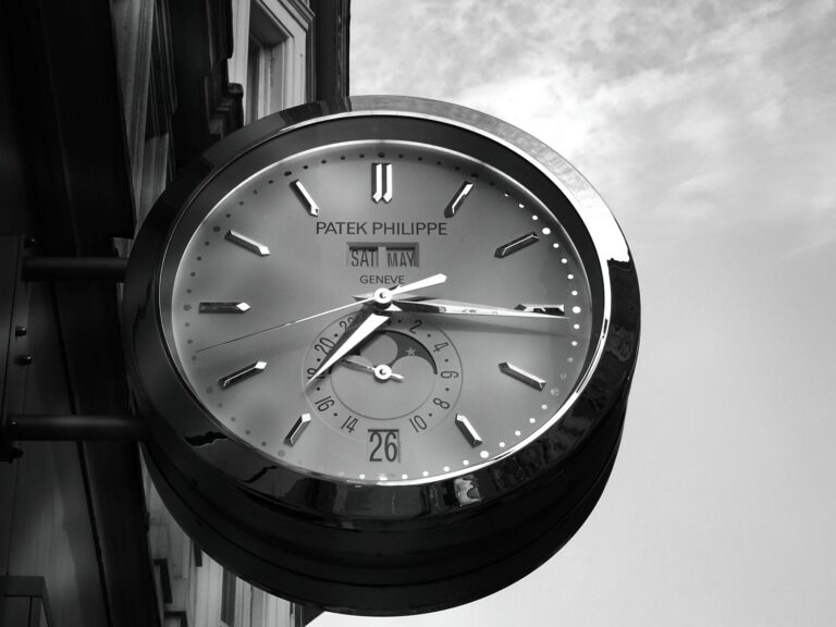 Patek Philippe: How the Brand Captivates Global Luxury Markets - Featured image