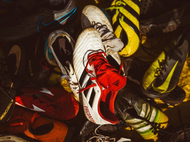 Athletic Shoe Bargains: Premium Sneakers Marked Down for Summer Break Shopping - Featured image