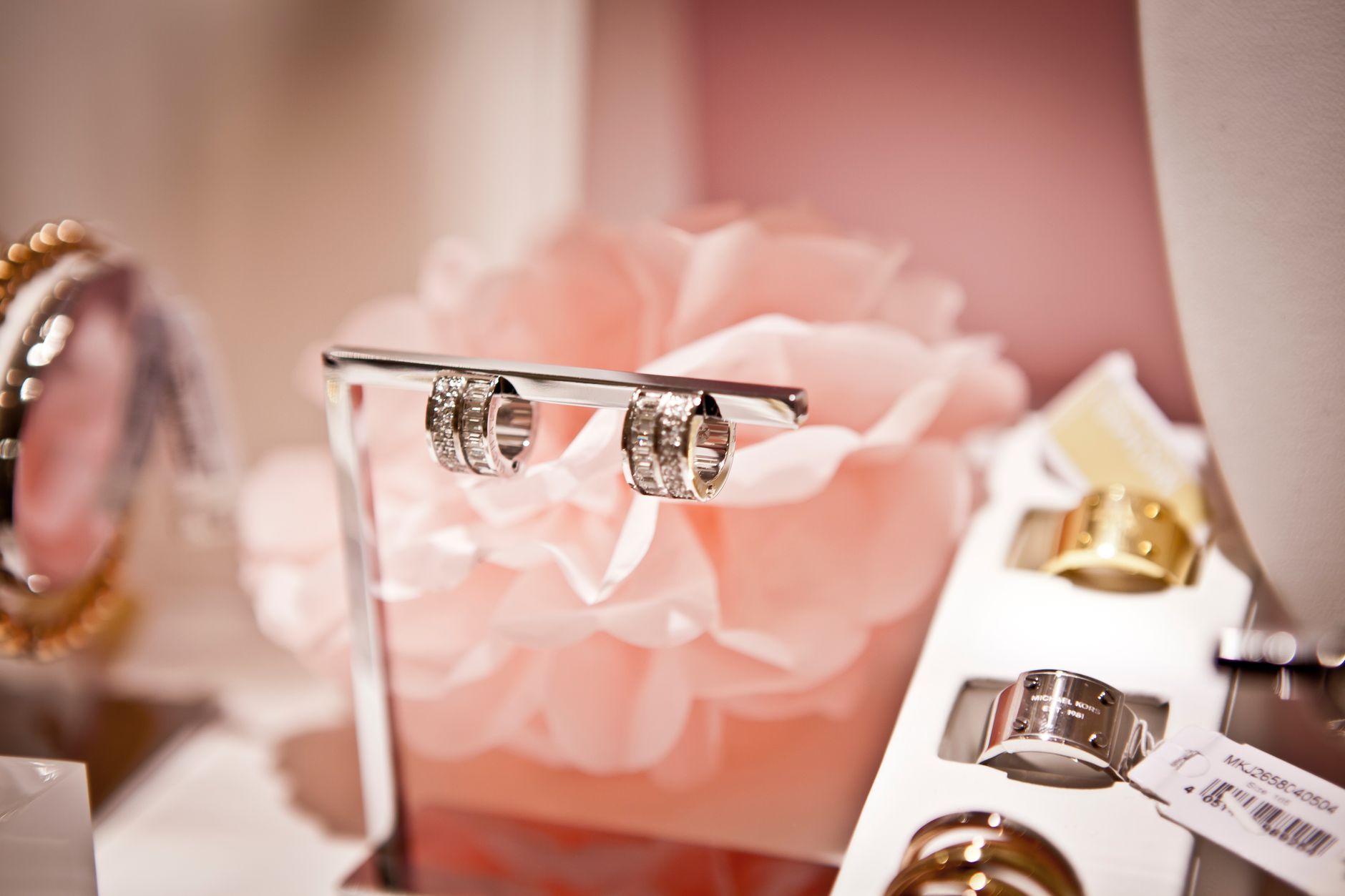 "100% Genuine Gemstone" Jewelry Claim: What Evidence Should an Online Buyer Expect? - Featured image