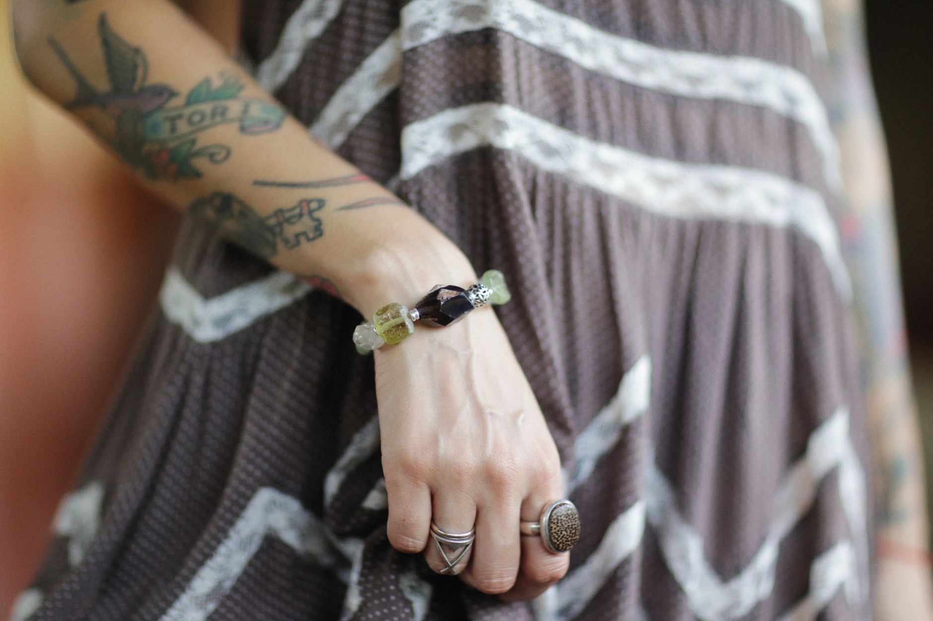 Gemstones Jewelry FAQ for August 2026: Source-Checked Answers to Common Questions - Featured image