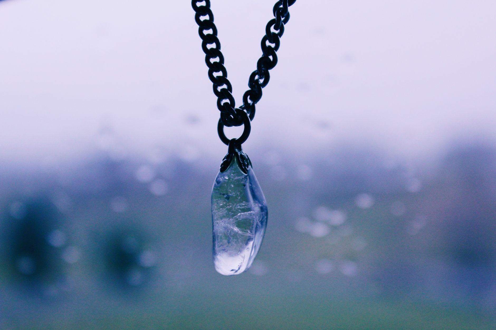 Is a Gemstone Pendant Necklace Durable Enough for Everyday Jewelry Wear? - Featured image