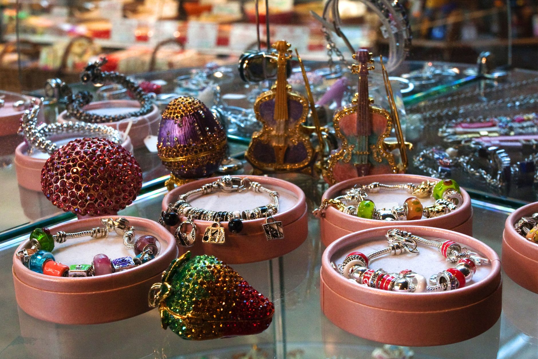 Jewelry Buying Facts August 2026 Update: What Changed, Why It Matters, and What to Watch Next - Featured image