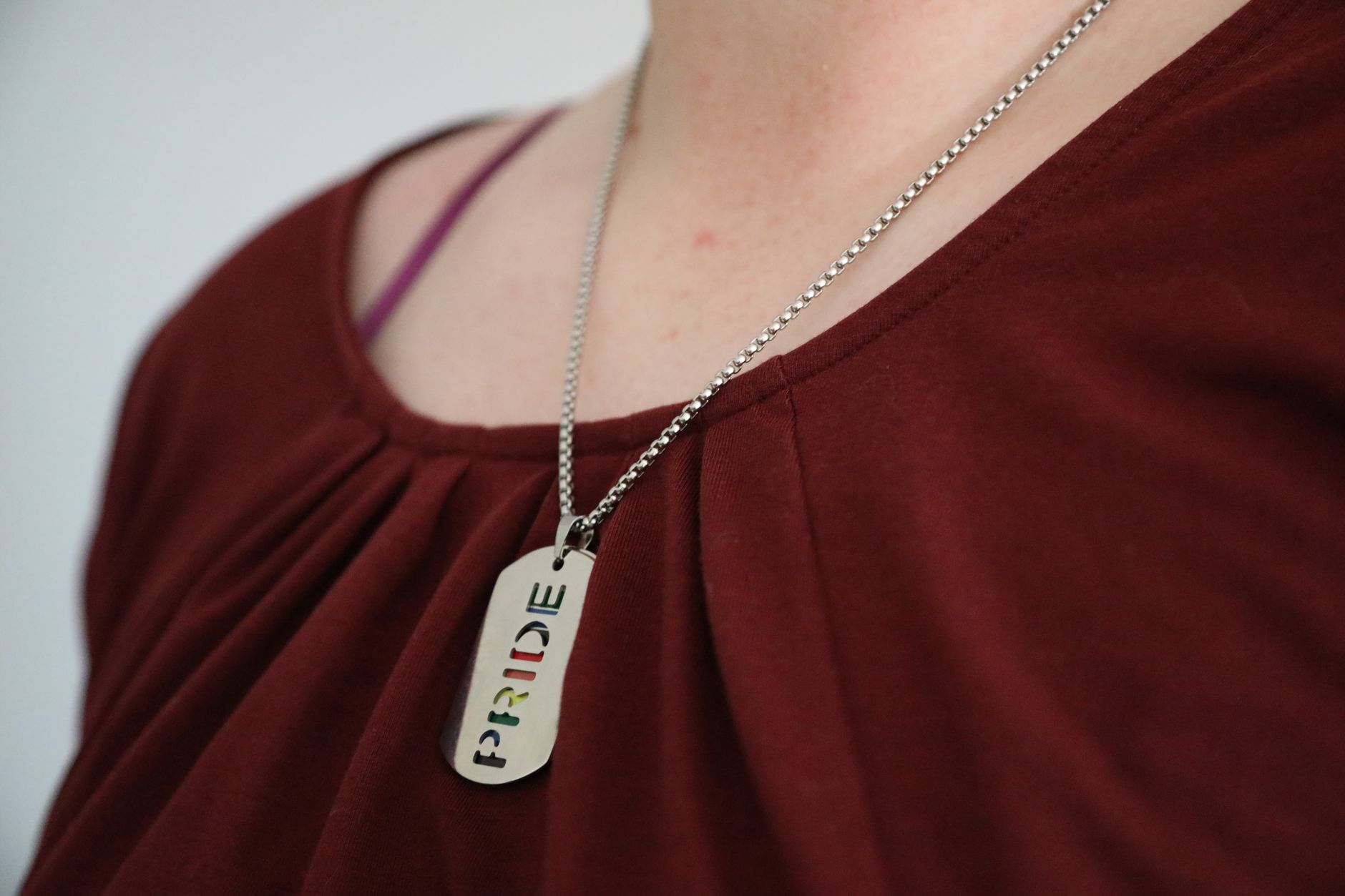Necklace Chain Is Shorter Than Advertised: Clean It, Exchange It, or Request a Refund? - Featured image