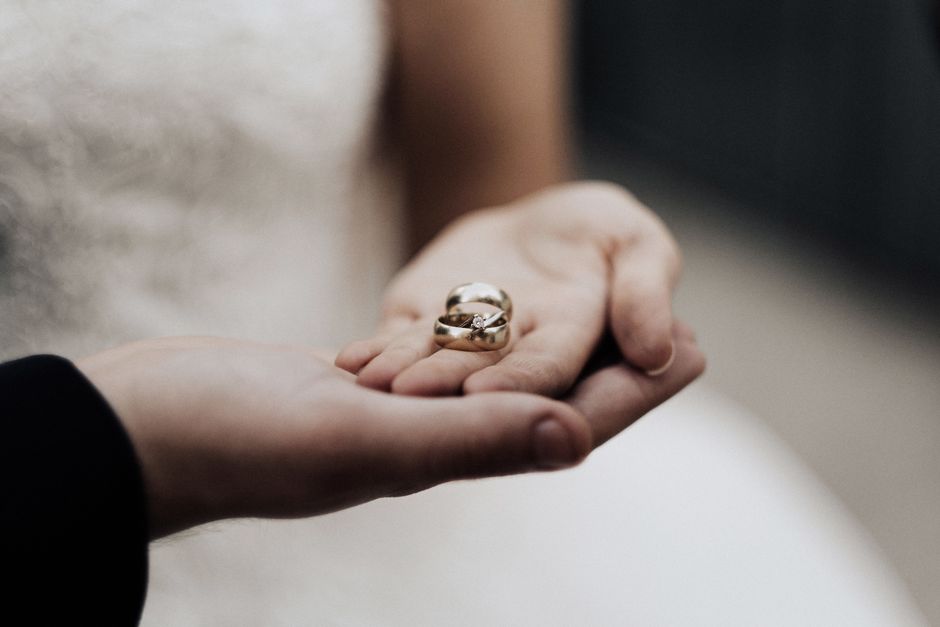 Plain gold wedding bands in several widths
