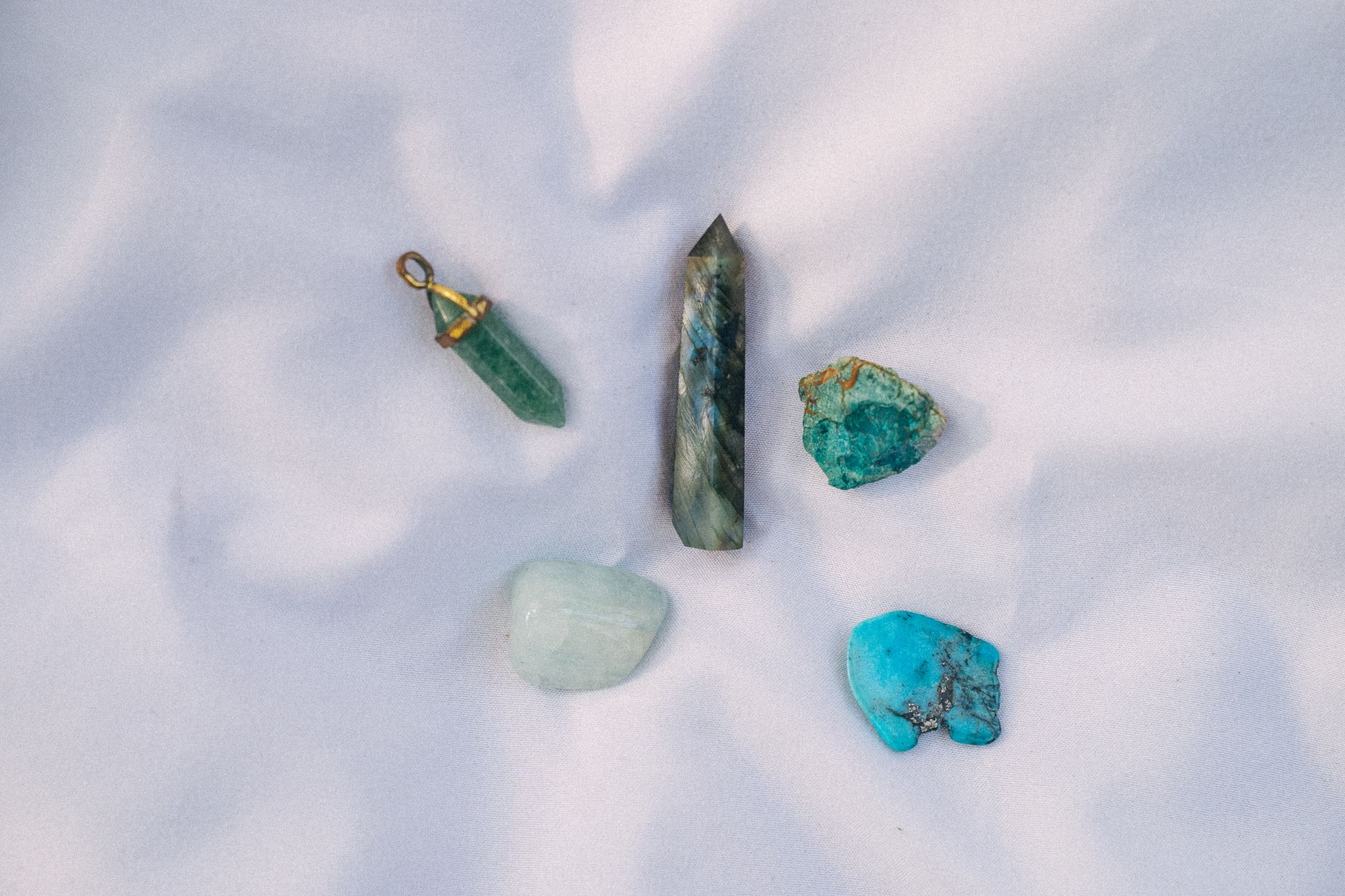 What Is New With Gemstones Jewelry in August 2026? Latest maker records and gem lab guidance and Key Takeaways - Featured image