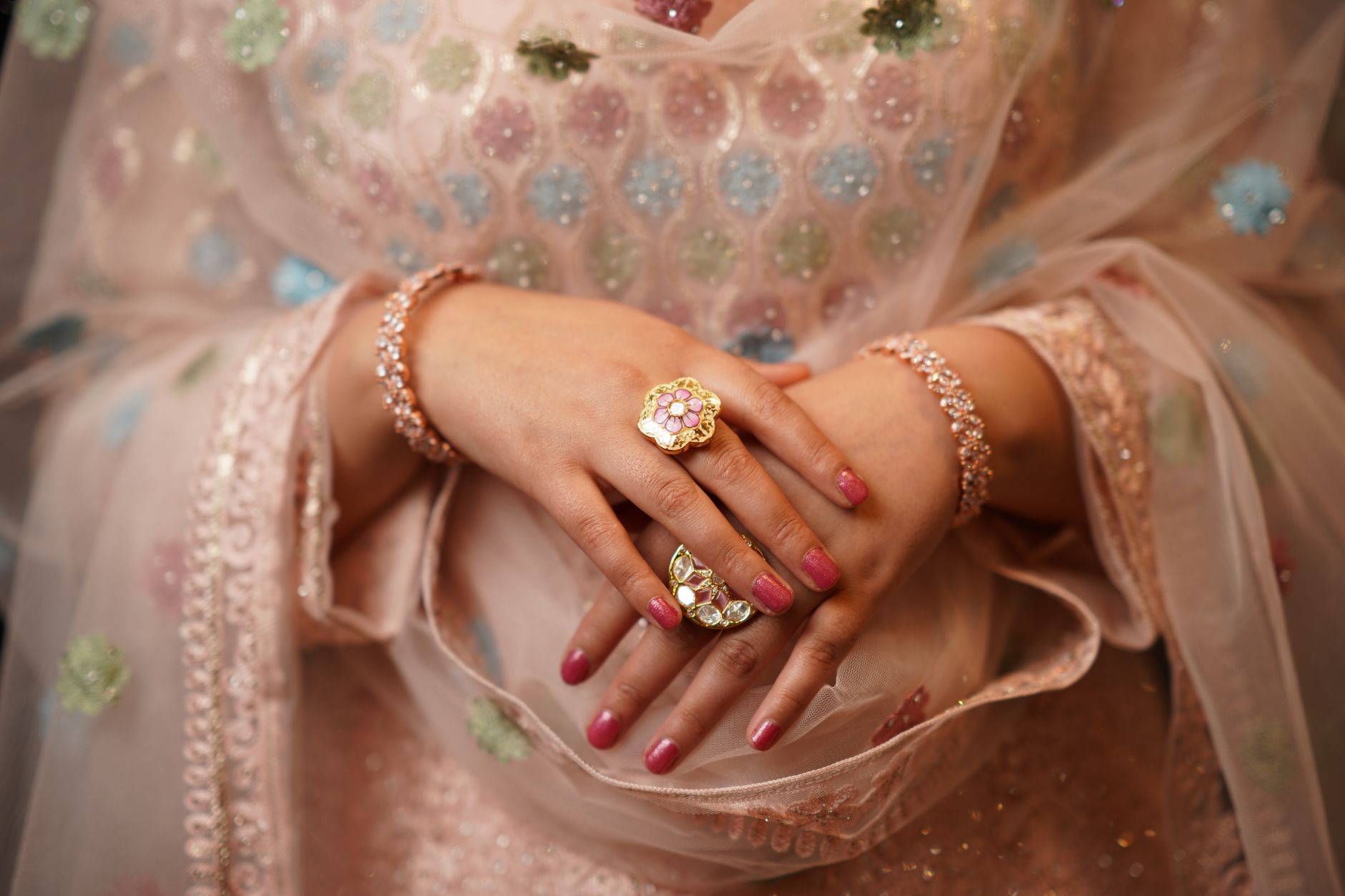 Can You Wear a Ring in the Shower Without Damaging It? - Featured image